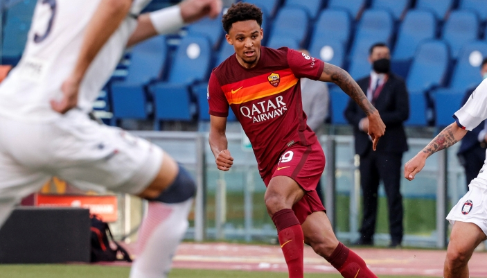 ค้อนร่วมวงเหล่ ‘เรย์โนลด์ส’ แบ็คขวาโรม่า