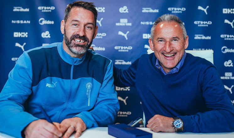 เรือมอบสัญญา ‘คาร์สัน’ อยู่ต่ออีกปี