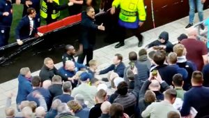 อย่างนัว! ‘แข้งค้อน’ เซฟครอบครัว ปะทะแฟนอาแซด