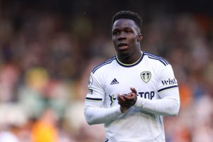 เล่นพรีเมียร์ลีกต่อไหม? หึ่งปืนเล็งฉุด ‘ญอนโต้’ จากลีดส์