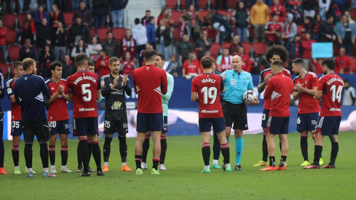 ลาก่อนจารย์! ‘โอซาซูน่า’ ตั้งแถวปรบมือ ‘เปาลาออซ’