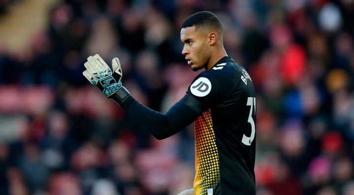 นักบุญส่อทีมแตก… ไก่พิจารณาดึง ‘กาวิน’ เฝ้าเสา