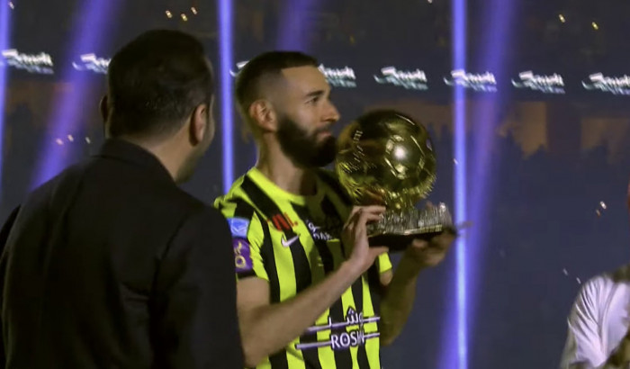 โชว์บัลลงดอร์! ‘เบนเซม่า’ เปิดตัวต่อหน้าแฟน ‘อิตติฮัด’