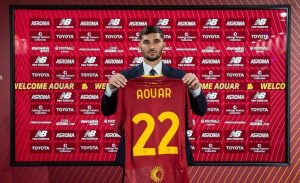 หมาป่าเช็คบิล ‘อูอาร์’ เติมกลางไร้ค่าตัว