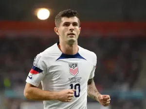 ลียงติดต่อ ‘พูลิซิช’ หวังดึงชุบชีวิตแดนน้ำหอม