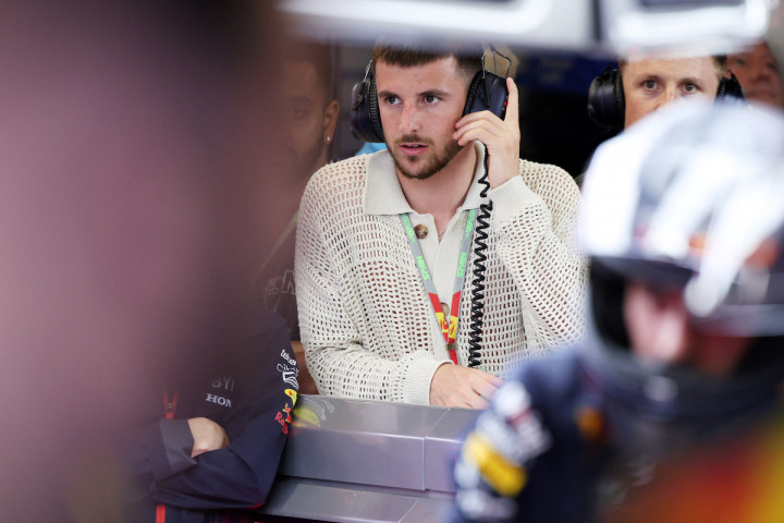 สื่อเผยผียอมจ่ายค่าตัว ‘เมาท์’ ไม่เกิน 60 ลป.