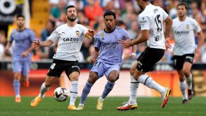 ‘ค้างคาว’ ขู่ฟ้อง ‘โรดรีโก้’ บอกโดนทั้งสนามเหยียด