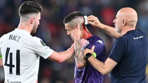 ห่ามนัดชิง! ‘แฟนค้อน’ ปาแก้วใส่ทำ ‘บิรากี้’ เลือดอาบ