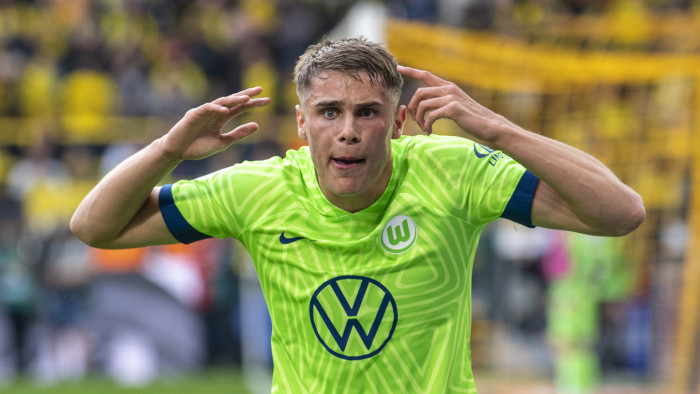 เด็กผอ.ใหม่! ‘หงส’ สนใจ ‘ฟาน เดอ เฟน’ หลังโวล์ฟบวร์ก