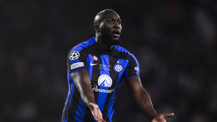 โดนทุกทาง! ‘อุลตร้างู’ สับเละ ‘บิ๊กตู้’ จอมหักหลัง