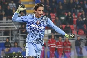 แทนโอนาน่า! อินเตอร์ทาบ ‘คาร์เนเซ็คคี่’ ดาวรุ่งอตาลันต้า