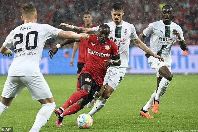 วิลล่าเอาด้วย! ตอกบัตรล่าตัว ‘ดิยาบี้’ ปีกห้างยา