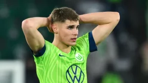 ไก่รับไป! หงส์มอง ‘ฟาน เดอ เฟน’ ไม่แข็งพอเล่นEPL