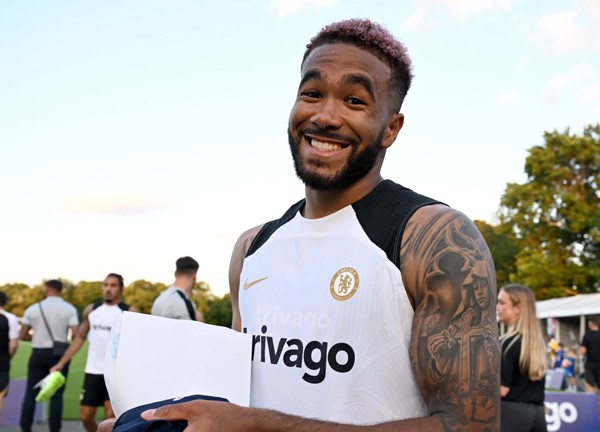 พอชเผย ‘เจมส์’ อยู่ในข่ายกัปตันใหม่สิงห์