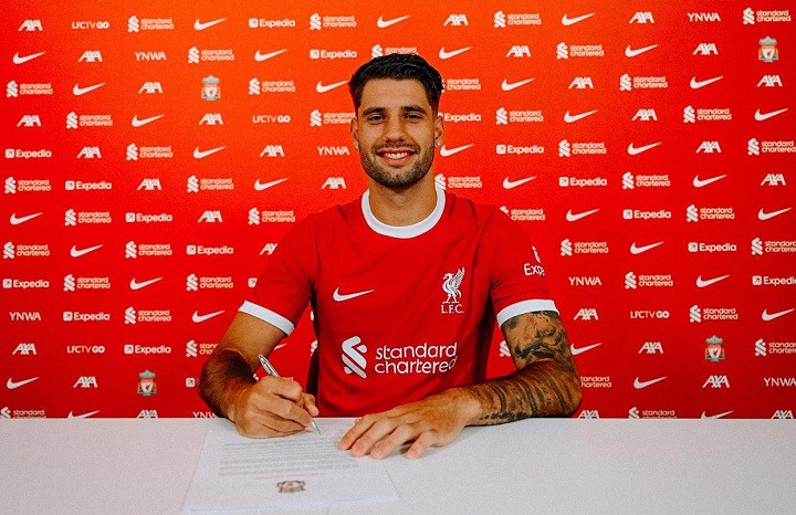 รวดเร็วทันใจ! หงส์เปิดตัว ‘โซบอสซ์ไล’ แข้งใหม่รายที่สอง