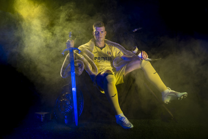 เรือดำน้ำสอย ‘ซอร์ลอธ’ เติมหอก 10 ลย.