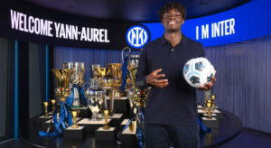 งูใหญ่เซ็น ‘บิสเซ็ค’ หลังดาวรุ่งเบียร์ 7.5 ลย.