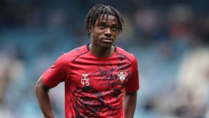 หงส์แค่เกือบ… ผอ.นักบุญเฟิร์ม ‘ลาเวีย’ จ่อซบสิงห์