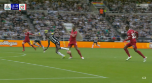 เนฟเห็นต่าง! คาร์ร่าป้อง ‘ฟาน ไดจ์ค’ ไม่ควรแดง