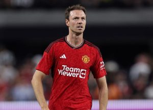 ผีปลื้มฟอร์ม ‘อีแวนส์’ เตรียมมอบสัญญา 1 ปี