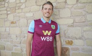 เบิร์นลี่ย์เสริมอีกคว้า ‘เบิร์ก’ เติมกลาง 15 ลป.