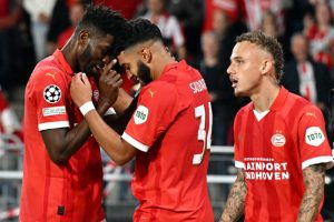 ‘พีเอสวี’ ถล่มเรนเจอร์ส 5-1 เข้ารอบแบ่งกลุ่มUCL