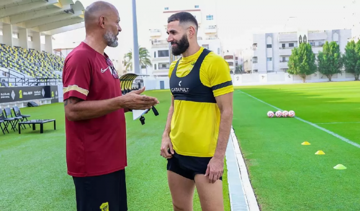 ซาอุฯลือ… ‘เบนซ์’ ขัดแย้ง ‘นูโน่’ ไม่ให้ปลอกแขน