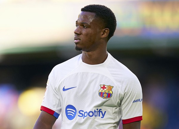 ไก่,สิงห์ติดต่อบุญโยกขอยืม ‘ฟาติ’