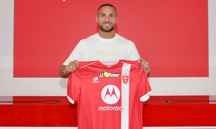 มอนซ่าเซ็นฟรี ‘ดัมโบรซิโอ’ จากงูใหญ่