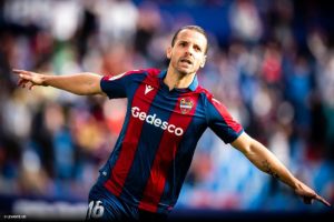 ‘โซลดาโด้’ อดีตหอกไก่ ประกาศแขวนสตั๊ด