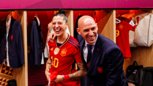 ตัวแทน ‘เอร์โมโซ่’ ร้องลงโทษ ‘รูเบียเลส’ จูบไม่ยินยอม