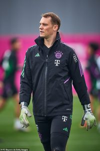 ‘นอยเออร์’ ลงซ้อมพี่เสือจ่อคัมแบ็ค