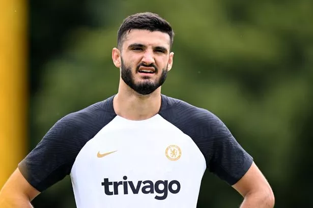 แฟนสิงห์ใจชื้น! ‘โบรย่า,บาเดียชิล’ ใกล้คืนสนาม