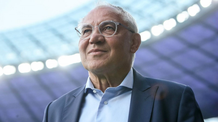 คนนี้อาสา! ‘มากัธ’ เชื่อตนเหมาะกู้ซากอินทรีเหล็ก