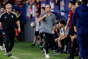 ฟาวล์ได้ไง? ‘โค้ชโอซาซูน่า’ โวยเปาเข้าข้าง ‘ตราหมี’