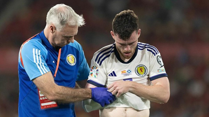 ‘ร็อบโบ้’ ไหล่หลุดต้องถอนตัวทัพวิสกี้