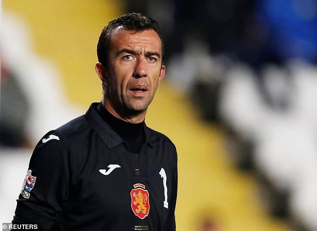 ‘น้าเพ็ตคอฟ’ ทุบสถิติตัวเองอายุมากสุดลีกบัลแกเรีย