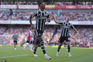 ชาบียก ‘เสี่ยแรช’ แข้งหยุดยากสุด