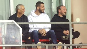 ยังผูกพัน! ‘เด เกอา’ กลับผี เชียร์ทีมหญิงแข่ง UCL