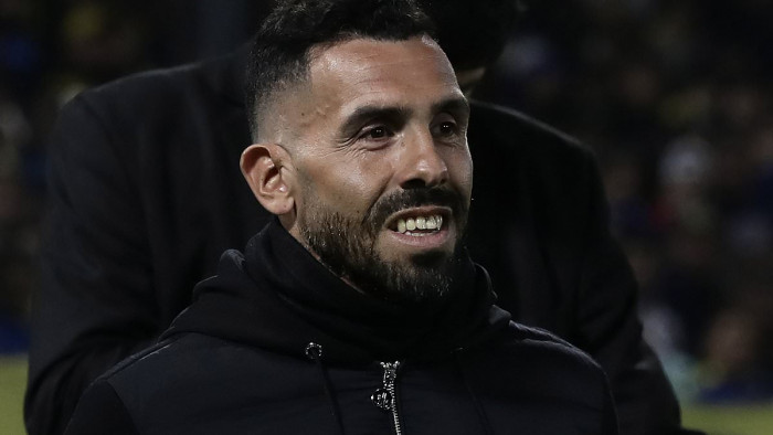 ‘เตฟ’ ลื่นล้มในห้องน้ำ หมอเย็บ 10 เข็ม