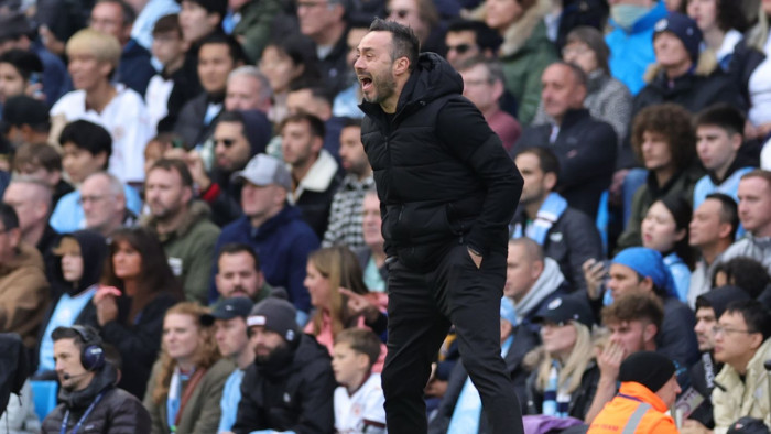 ตัวไม่พอแล้ว! เด แซร์บี้เซ็งจัด ‘มาร์ช’ ส่อพักยาว