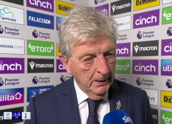 ‘ปู่รอย’ เซ็งสำรองดาวรุ่งลงมาฉุดทีมแย่ลง