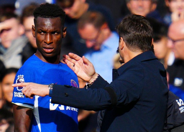 แฟนสิงห์บ่น ‘แจ็คสัน’ ฟอร์มสาก-เจ้าตัวทำท่าจุ๊ปากใส่