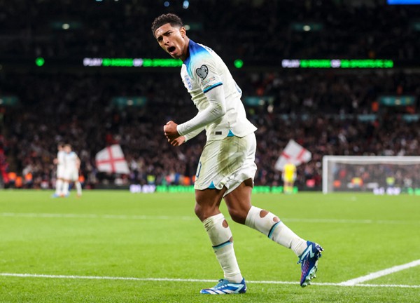 ล้อมด้วยยอดแข้ง! ‘จู๊ด’ เชื่อซบราชันช่วยยกระดับตน