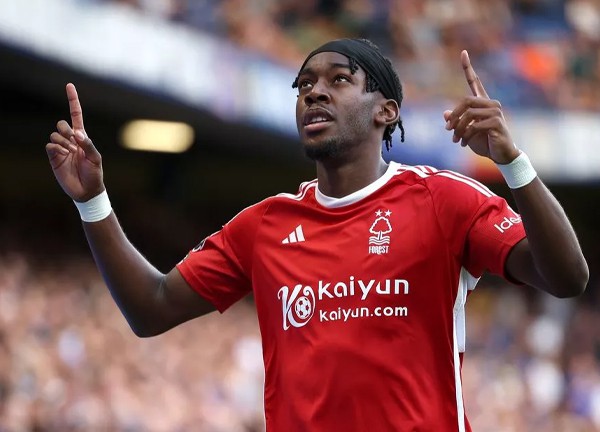 ทีมใหญ่เหมือนกัน! ‘เอลังก้า’ เชื่อลาผีซบเจ้าป่าแทบไม่ต่าง