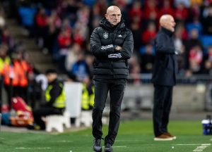 ‘เด ลา ฟูเอนเต้’ ซูฮกกระทิงรวมใจเป็นหนึ่งตีตั๋วยูโร