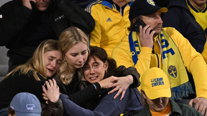 เกมยกเลิก! ‘แฟนสวีเดน’ 2 รายถูกยิงดับที่เบลเยียม