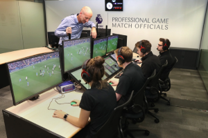 พูดให้ชัด! เว็บบ์เชิญ ‘นักบิน’ สอนเปาสื่อสาร VAR