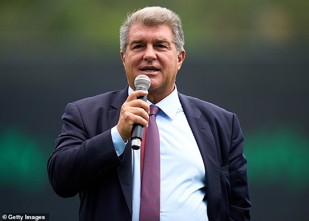 ลาปอร์ต้าย้ำหนุน ‘ชาบี’ เต็มสูบ