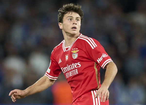 ผีส่งแมวมองตามเช็คฟอร์ม ‘เนเวส’ ดาวรุ่งเหยี่ยว